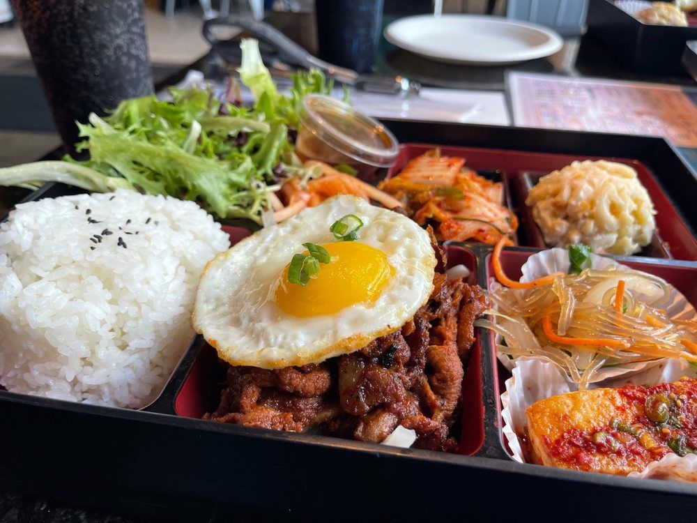 Eat Here This Weekend: Actually Just Order In bulgogi hut hours